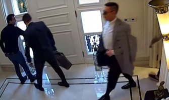 Boki 13 uhvaćen preko snimka: Reket od 1.000.000 eura primio u torbi 