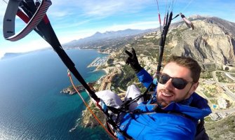 Jutjuber skočio sa dimnjaka visine 45 metara i poginuo