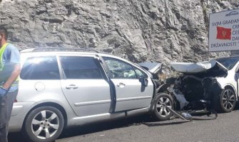 U Crnoj Gori za dan 23 saobraćajne nezgode, tri osobe poginule