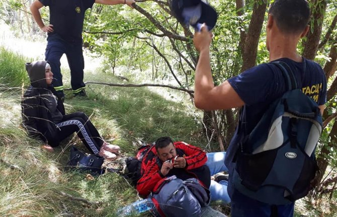 Troje migranata među kojima i jedna trudnica spašeni s Orjena, pronađeni iscrpljeni nakon dva dana