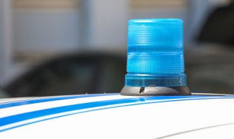 Na Cetinju pronađene cigarete bez akciznih markica; pronađeno i vozilo otuđeno u Budvi