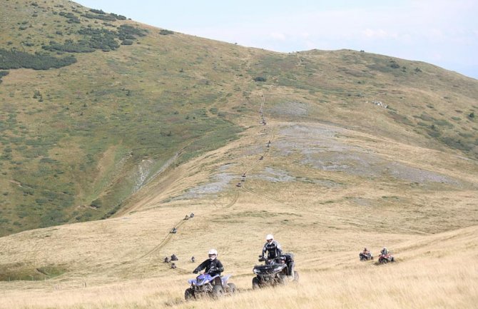 Druženje i promocija turističkih potencijala: Obišli ljepote bjelopoljskog kraja na točkovima