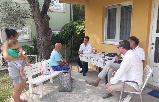 Prava CG obezbijedila besplatno ljetovanje i za petu porodicu sa Kosova i Metohije