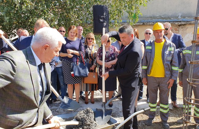 Marković, Orav i Grbović označili početak gradnje Doma za stare: Dokaz odgovorne politike Vlade(VIDEO)