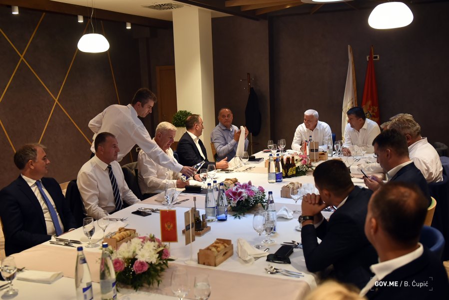 487436620380685bdc4e8o