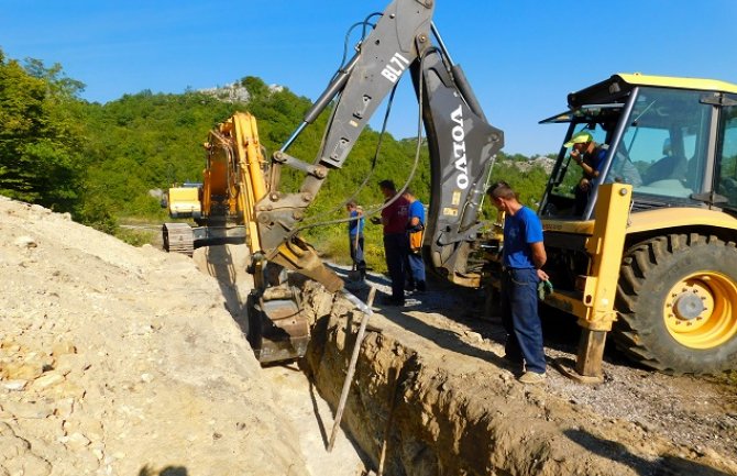 Počela rekonstrukcija cjevovoda Velja Gora – Lašor: Radovi vrijedni 750 hiljada eura