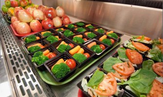 Đacima će besplatno dijeliti voće, povrće, mlijeko i mliječne proizvode