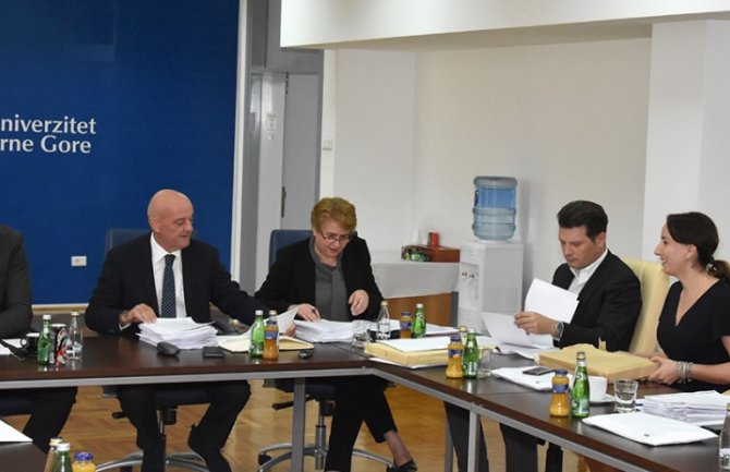 Studenti master studija dug mogu platiti u dvije rate