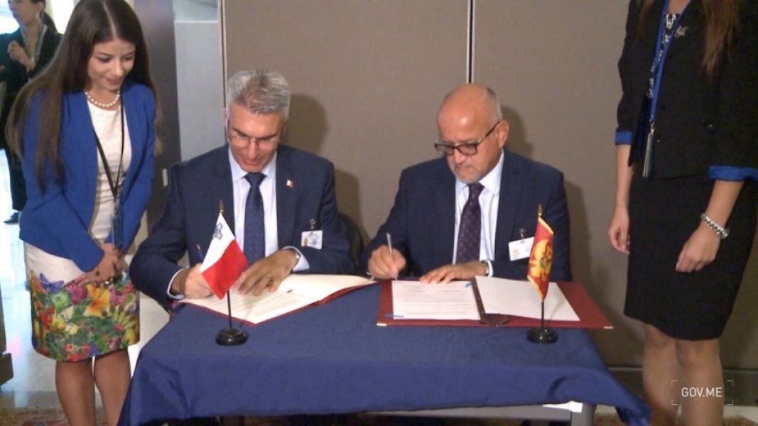 7099802124153061951840837638681082048544768n