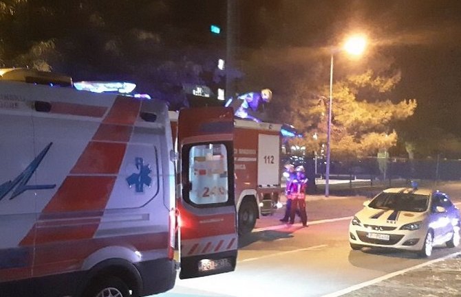 Jedanaestogodišnji dječak upao u otvoren šaht, polomio nos i zube, za njim skočio i đed