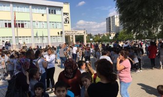  34 povrijeđenih u zemljotresu u Turskoj, 200 naknadnih potresa