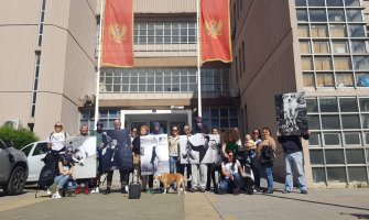 Udruženje i aktivisti za dobrobit životinja protestovali ispred suda i tužilaštva: Institucije da se probude