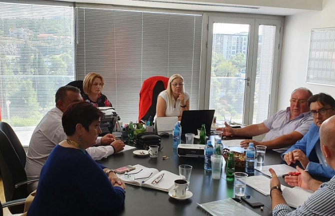 Masovan odziv za čipovanje pasa, neophodno da lokalne uprave nabave čitače