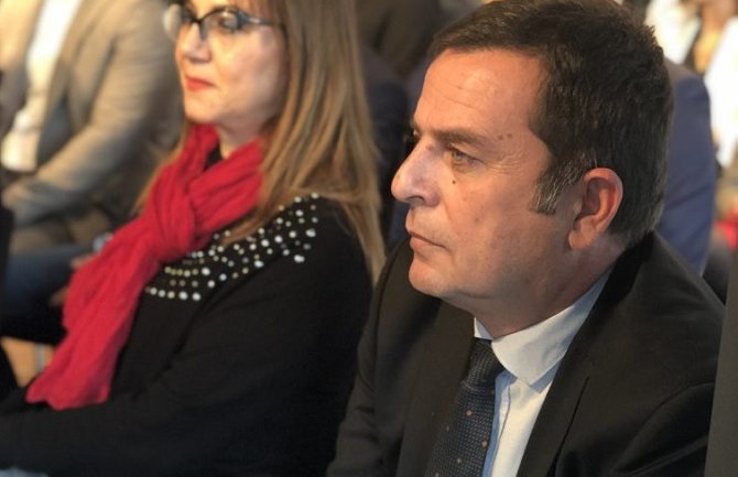 Čučka: Konjevića i SDP interesuju samo privilegije, a nikako interes građana i javni interes