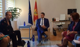 Parlament važan za pregovarački proces