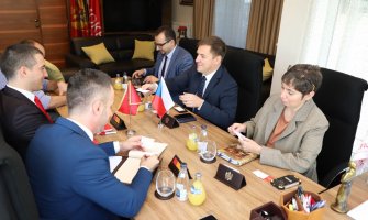 Cilj Demokrata je stvaranje uslova za prve slobodne izbore u istoriji CG