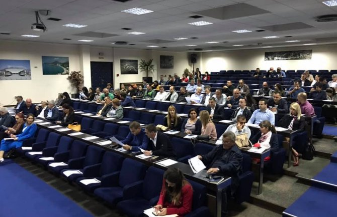 Gvozdenović: Jasna vizija koju DPS trasira  doprinijeće snažnijem zamahu ekonomskog i demokratskog razvoja CG