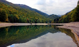 Umjereno oblačno, tokom noći moguća kiša