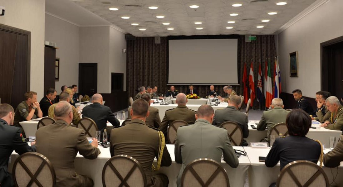 7195665525402203162120886653391523939352576n