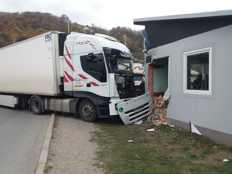 762809307075569164050916550046111057313792n