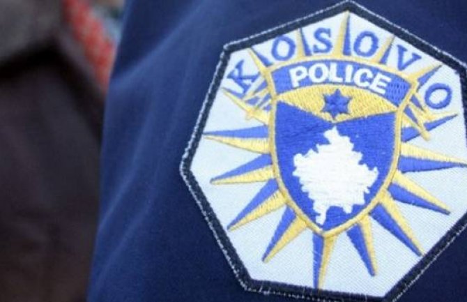 Kosovo: Pucano na policijsko vozilo 