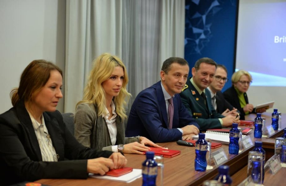 7339535125465633722444497325968009330163712n