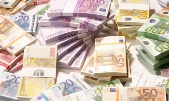 Za osam mjeseci odobreno više od tri milijarde eura kredita