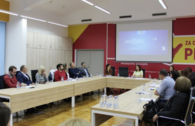 Crnogorski obrazovni sistem i tržište rada zaštititi od diploma koje su prepoznate kao manje kvalitetne