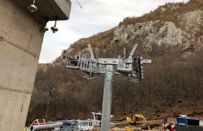 Postavljeni prvi elementi žičare prema Đalovića pećini: Dužina 1,7 km, imaće dvije gondole sa po 8 mjesta, a vožnja će trajati 6 minuta