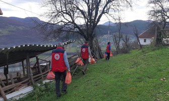Bjelopoljki stigla pomoć od Crvenog krsta, dobrotvor iz Bara platio dug za struju