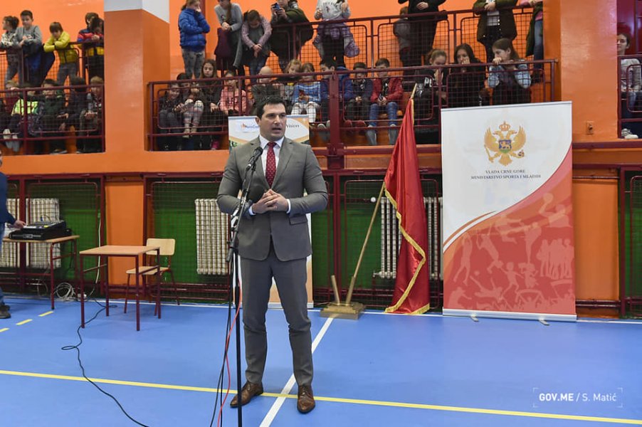 76652028676131622911334782784452852973568n