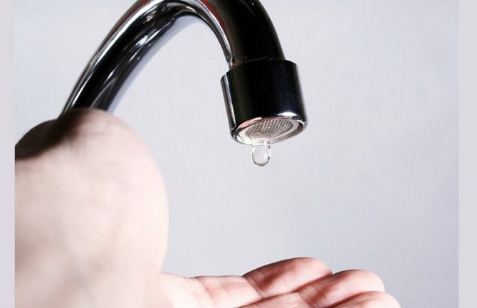 Bijelo Polje bi trebalo da dobije vodu do 15h, ekipe oko 40 sati na terenu