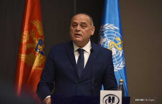 Simović: Svi da radimo na stvaranju uslova za zdraviji razvoj djece i zdravija buduća pokoljenja