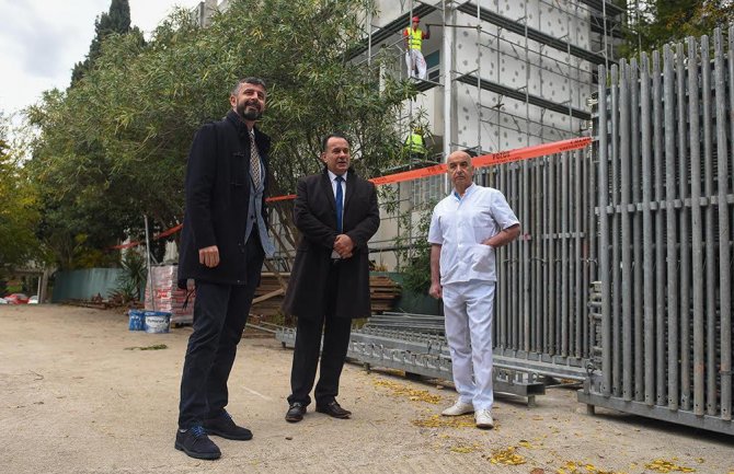 Bolji uslovi za zdravstvene radnike i pacijente u Baru i Ulcinju