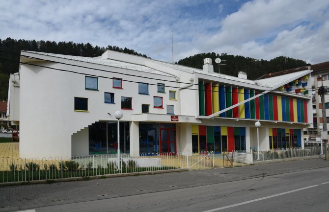 Demokrate: Supruga predsjednika bjelopoljskog odbora dobila otkaz, Ministarstvo: Istekao ugovor, konkurs u toku 