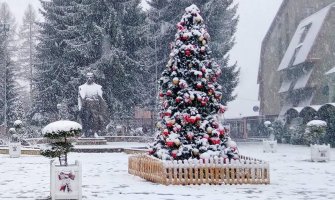 Zimska idila: Sjever u bijelom ruhu (FOTO)