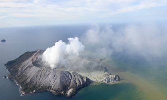 Novi Zeland: Erupcija vulkana, ima stradalih