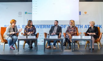 Omogućiti mladima da donese odluke važne za njih