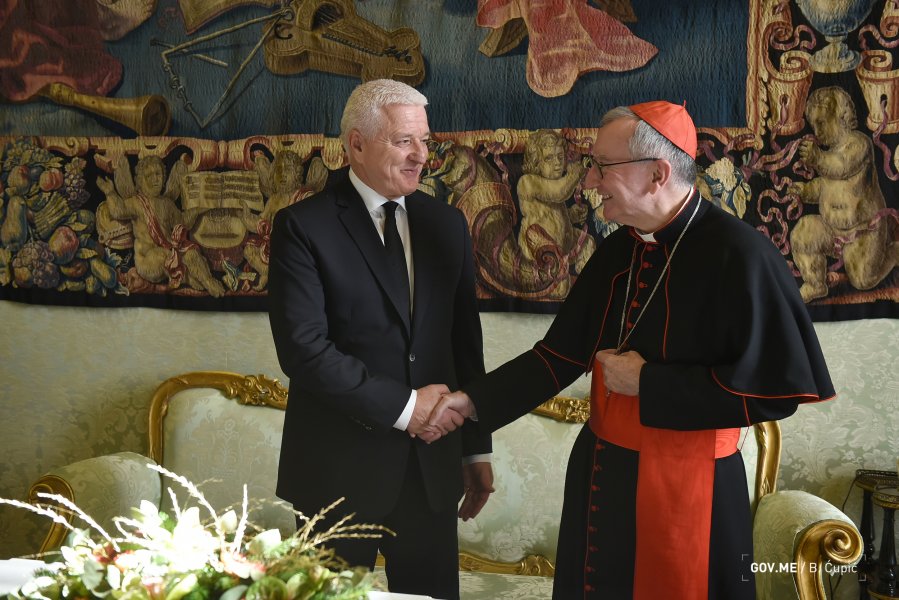 49217475906f92f754c81o