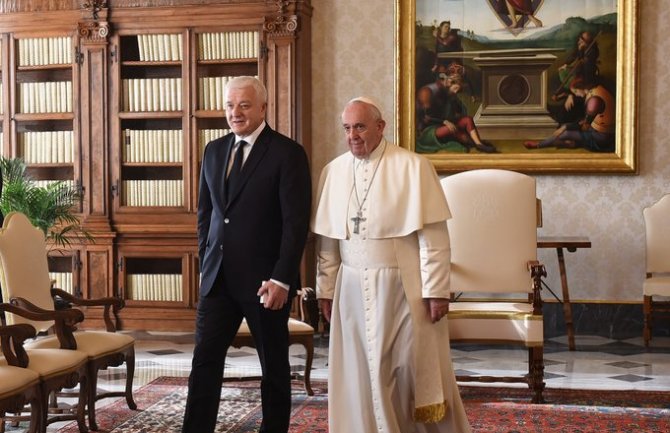 Marković: Papa mi je kazao da prepoznaje doprinos Crne Gore