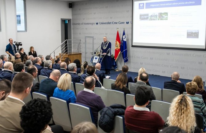 UCG nagradio uspjehe najboljih profesora, naučnika i studenata