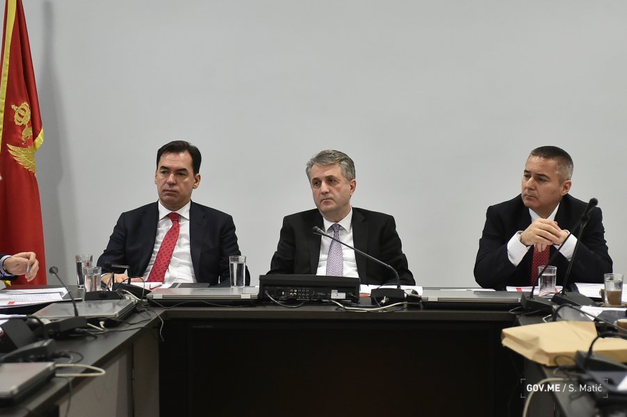 4924751612782fba8658do