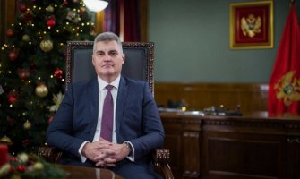 Brajović čestitao Novu godinu: Neka nas razlike ne dijele već obogaćuju