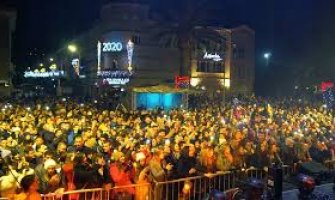 Novu godinu u Tivtu pored gostiju iz regiona dočekali i gosti iz Rusije i Velike Britanije