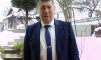 Čoković izrazio duboko žaljenje zbog neodgovornog postupka svog sina: Siguran sam da će moje komšije, prijatelji i poznanici pravoslavci moje izvinjenje prihvatiti