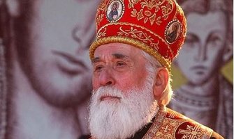 Mitropolit Mihailo: Svi budući Božići da budu praznici mira, ljubavi i praštanja