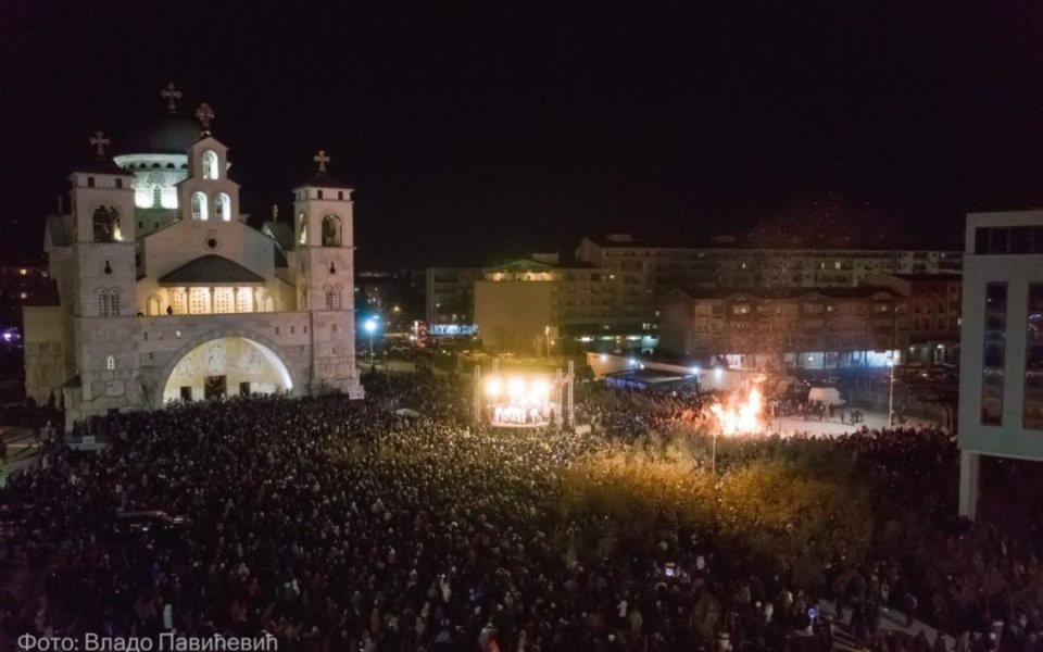 0020a6905080b730d23f762223fbb65bf9da4aea4d6e179cb9e121a02315cc5b3a3d93f81bf801080x675