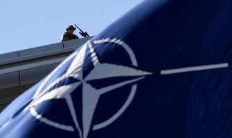 NATO izmješta dio svojih oficira za obuku iz Iraka