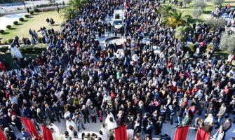 Održana litija u Baru, Amfilohije: Vi niste država, niti sam ja Crkva