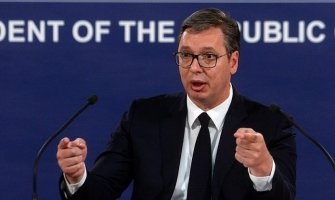 Vučić: Vlasti Crne Gore moraju voditi dijalog sa SPC